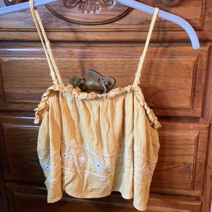 American Eagle yellow tank top w removable straps